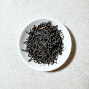 Fengqing Ye Sheng Zhongshu Hong Cha v miske